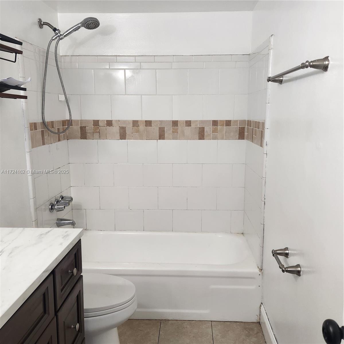 CORAL POINT CONDOMINIUM - Residential