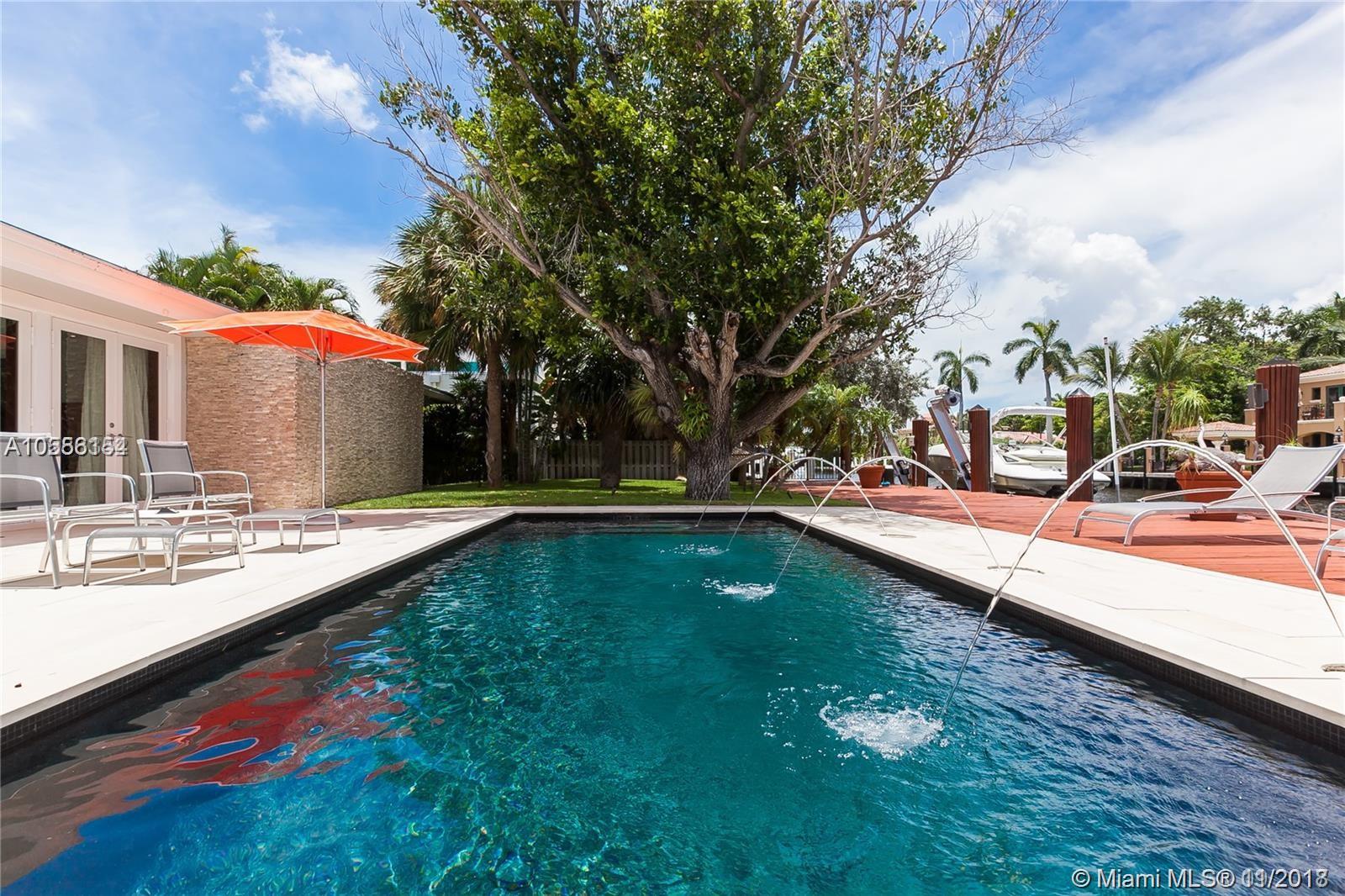 LAUDERDALE ISLES REAMEN P - Residential