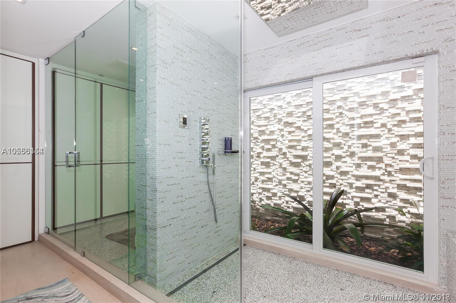 LAUDERDALE ISLES REAMEN P - Residential