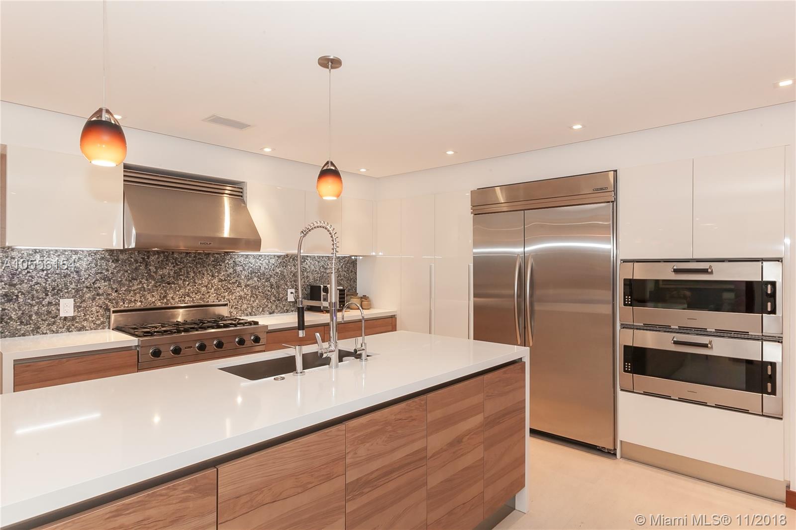 LAUDERDALE ISLES REAMEN P - Residential