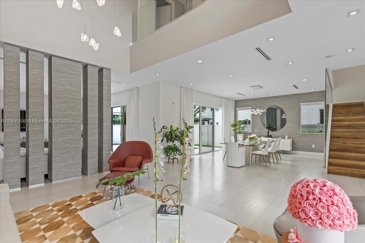 DORAL COMMONS RESIDENTIAL - Residential