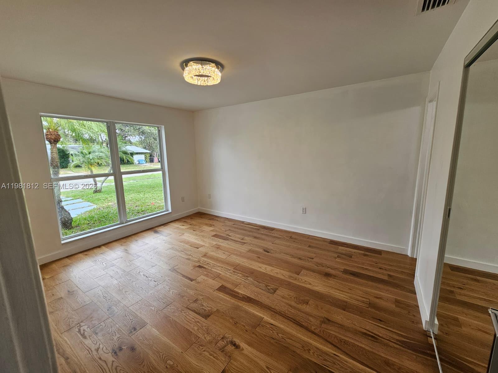 SUNRISE GOLF VILLAGE SEC - Residential