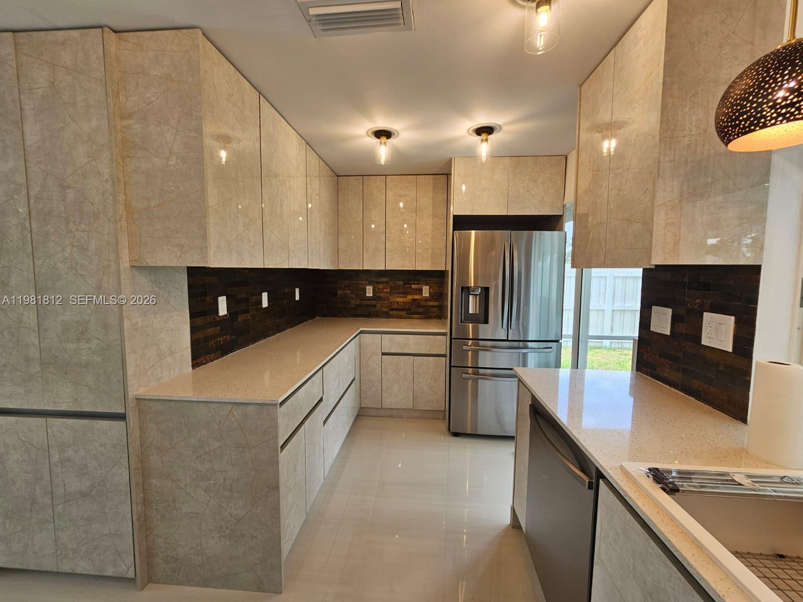 SUNRISE GOLF VILLAGE SEC - Residential