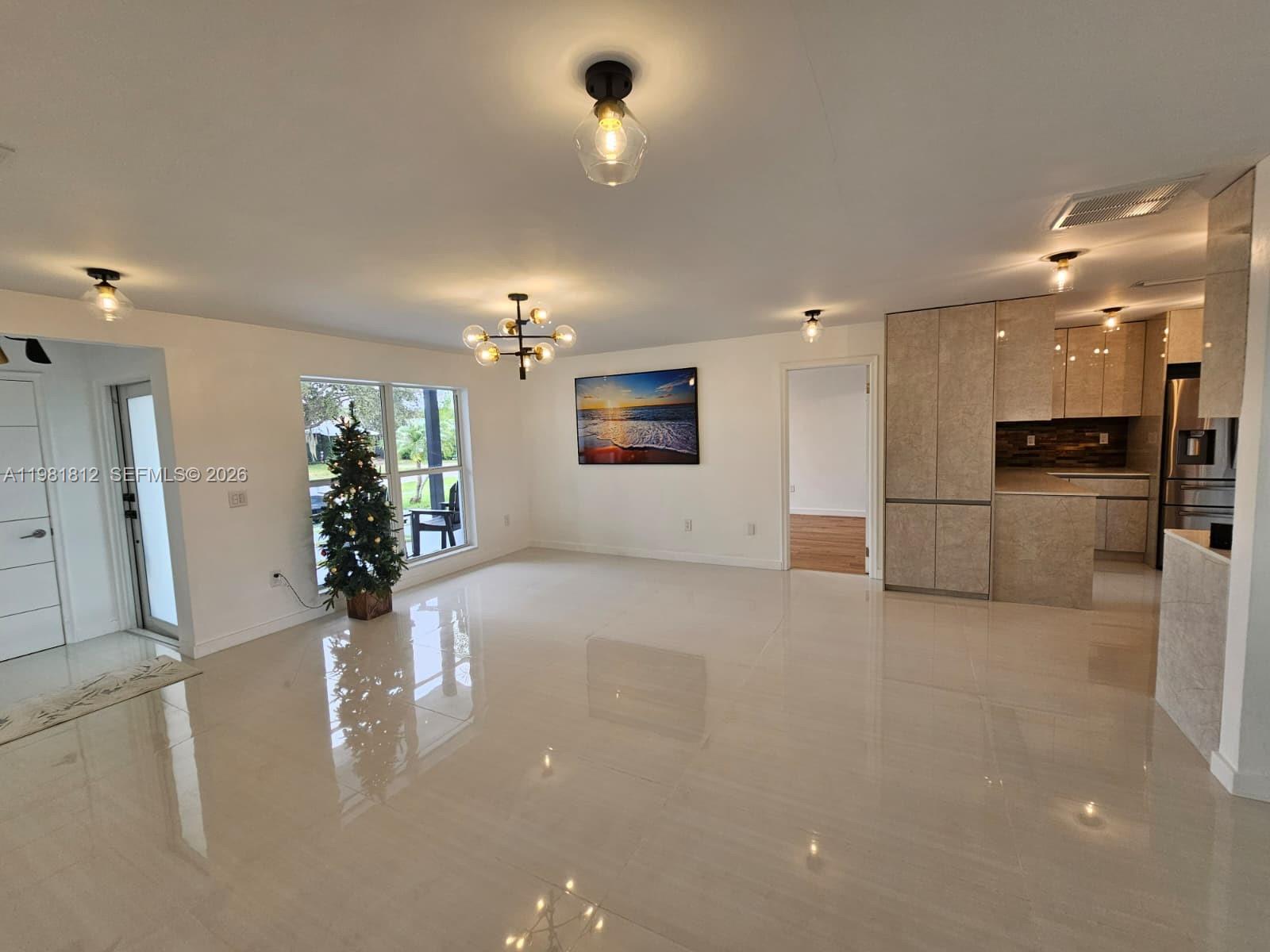 SUNRISE GOLF VILLAGE SEC - Residential