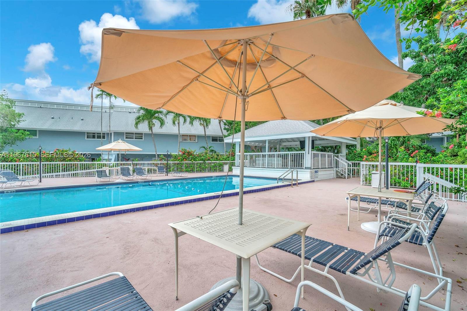 LE PHARE KEY BISCAYNE CON - Residential