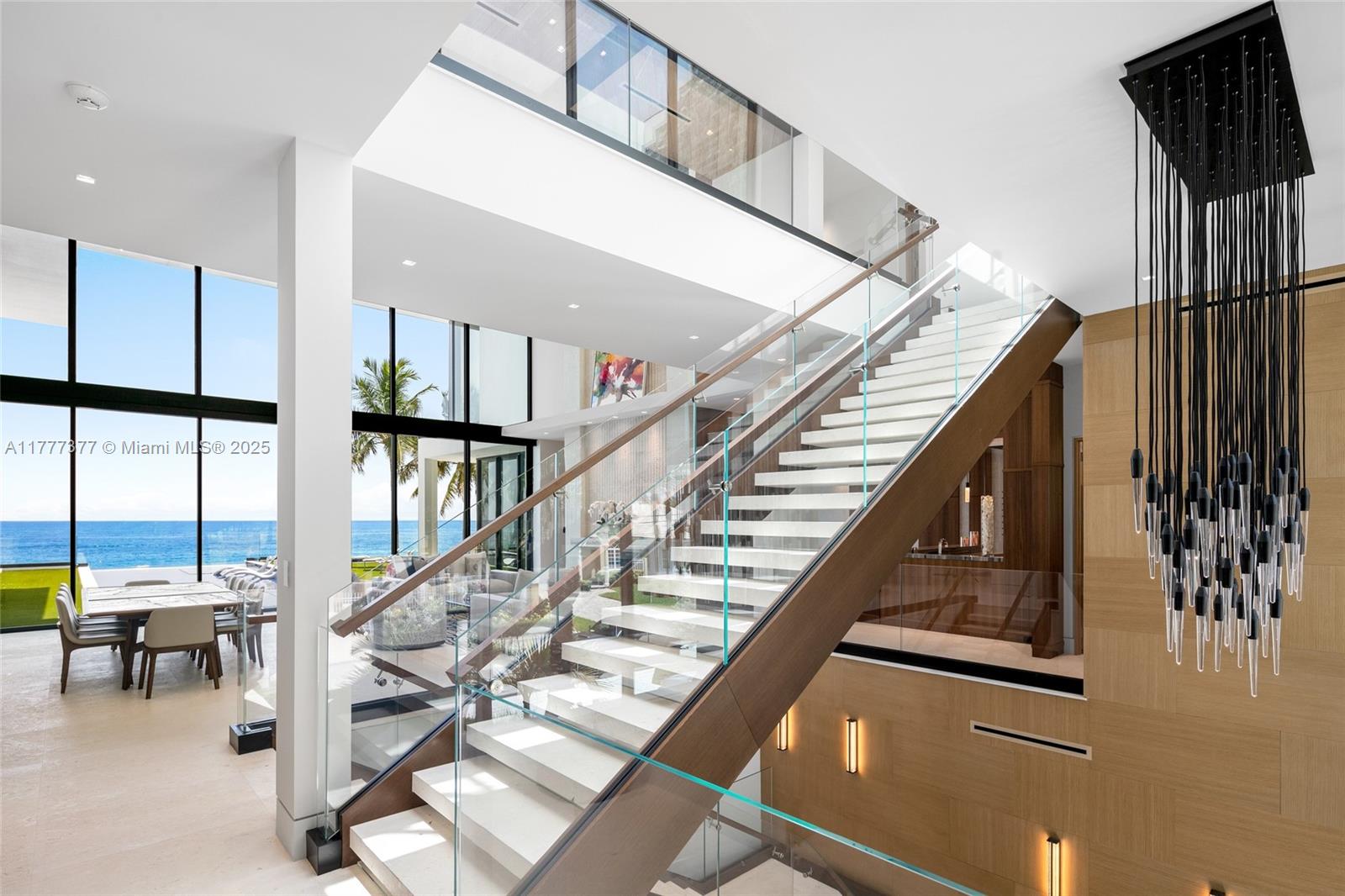 LAUDERDALE BEACH - Residential