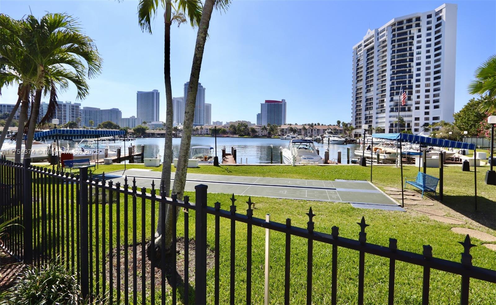 OLYMPUS CONDO PHASE - Residential