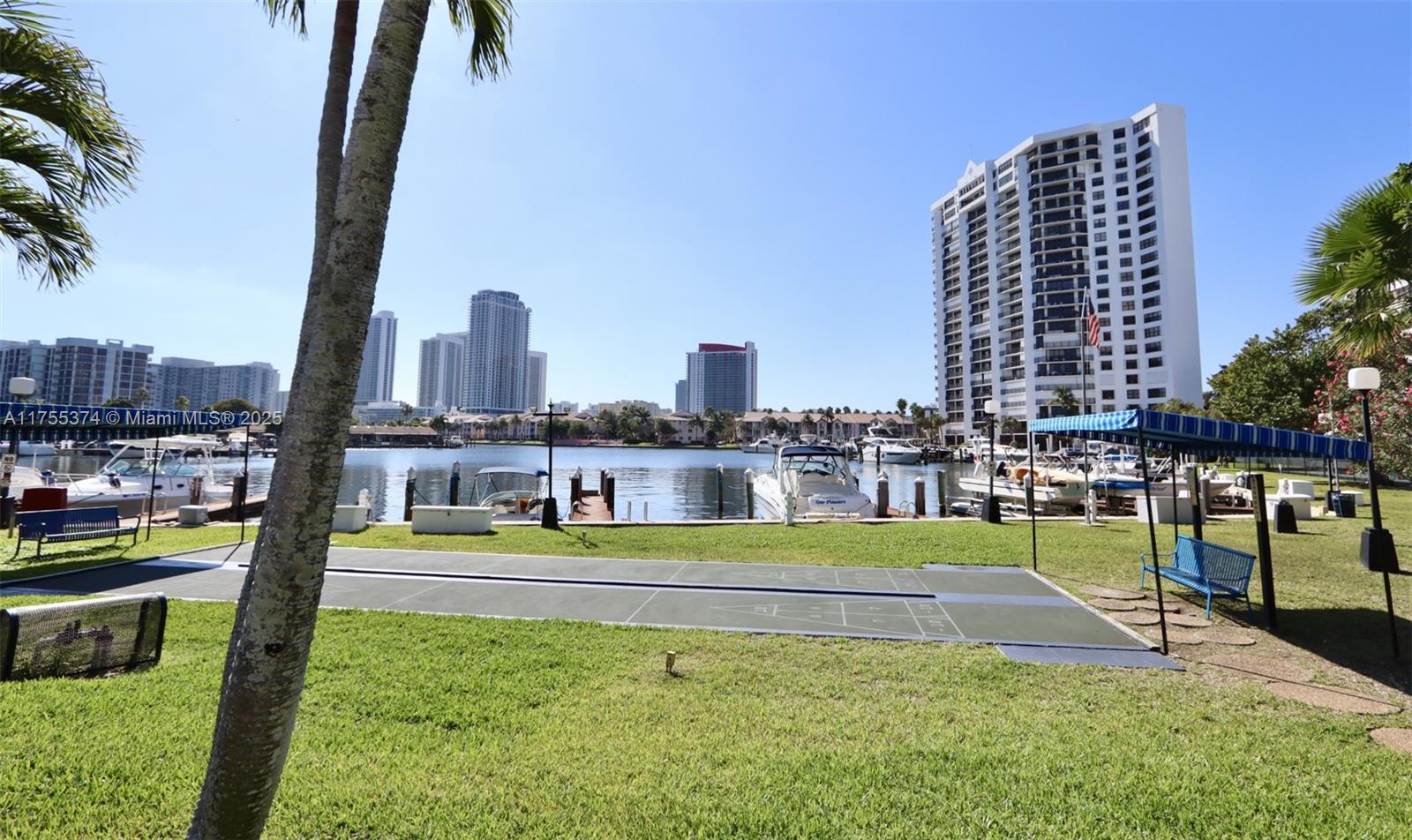 OLYMPUS CONDO PHASE - Residential