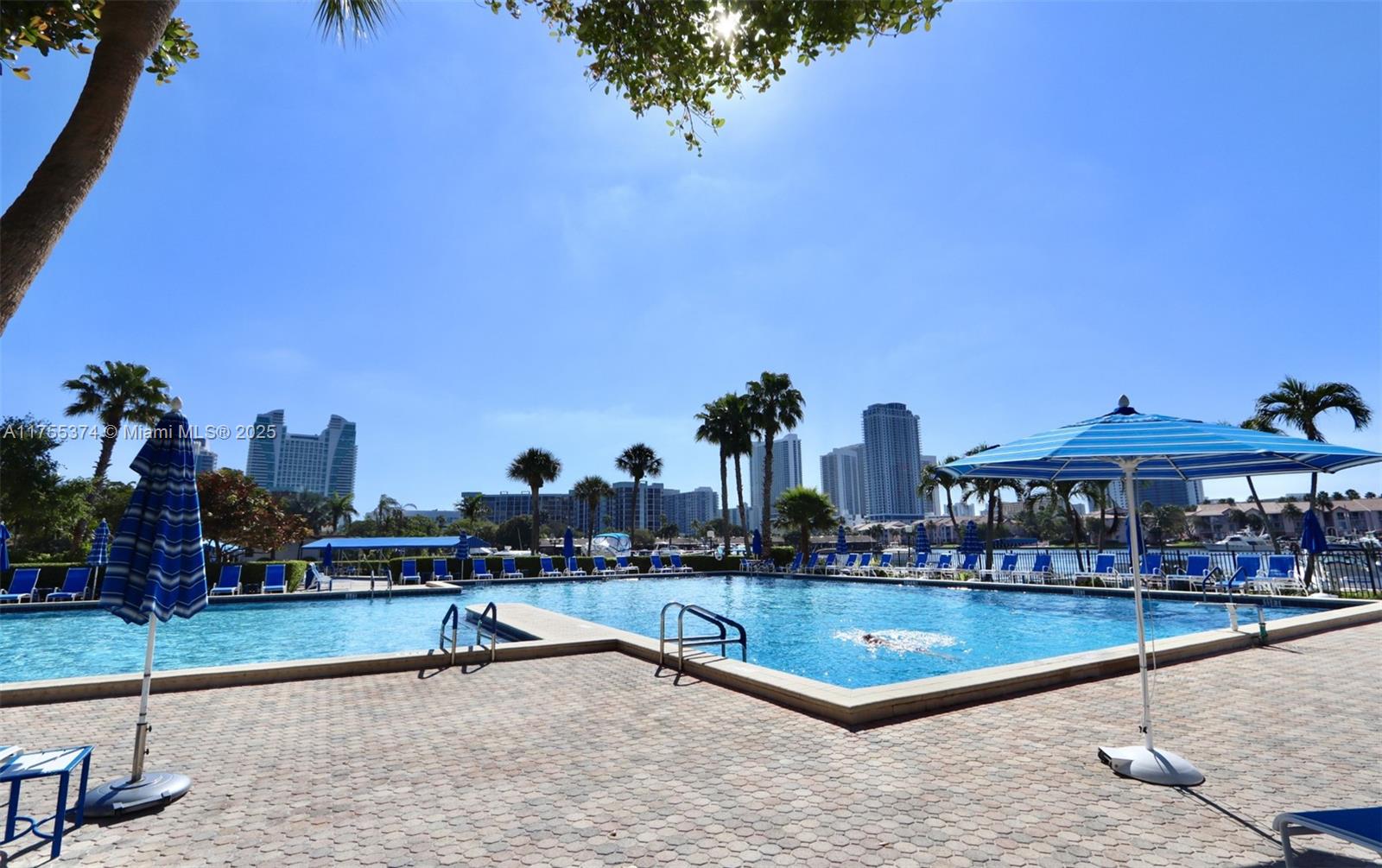 OLYMPUS CONDO PHASE - Residential