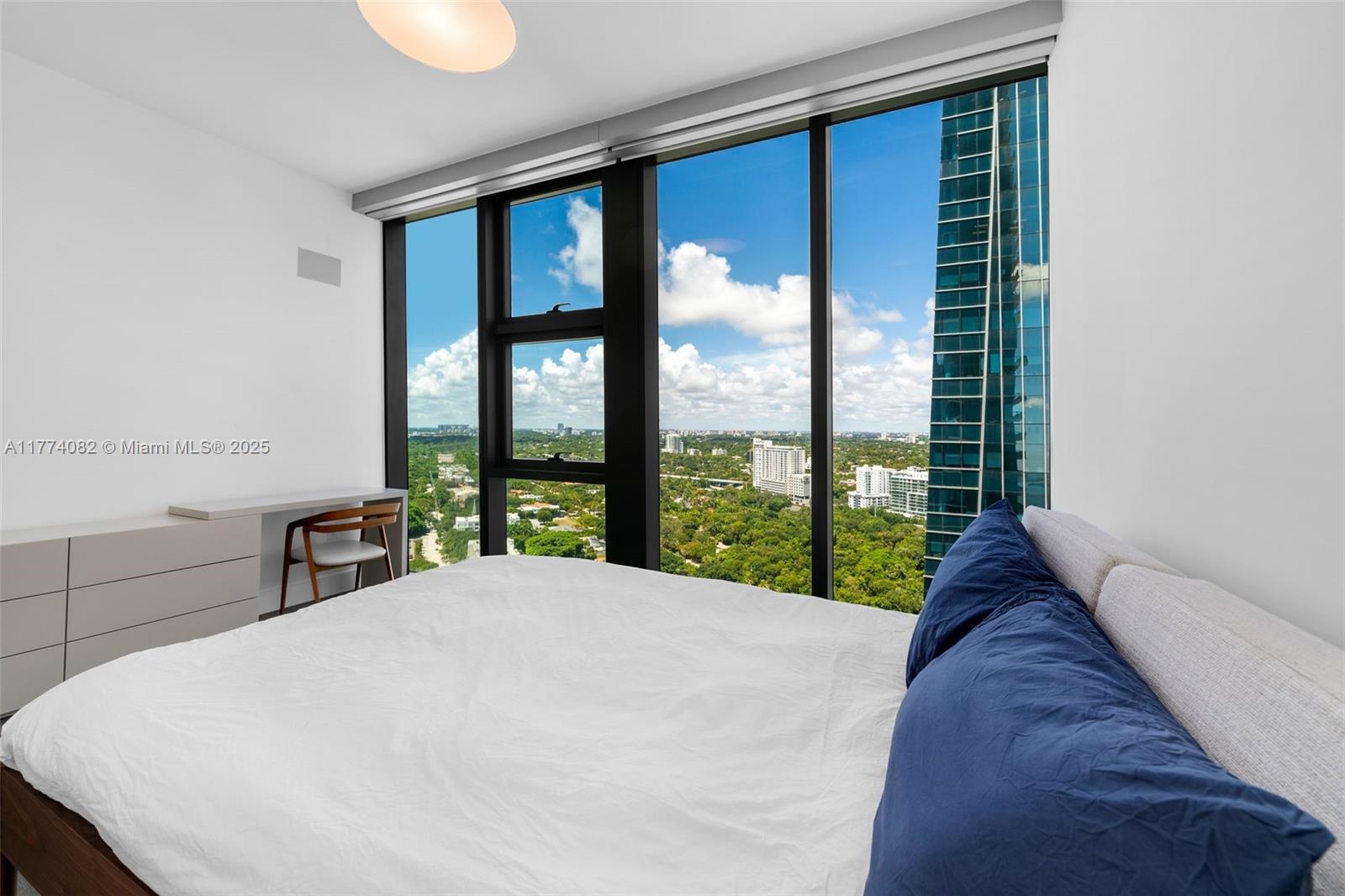 ECHO BRICKELL CONDO - Residential Lease