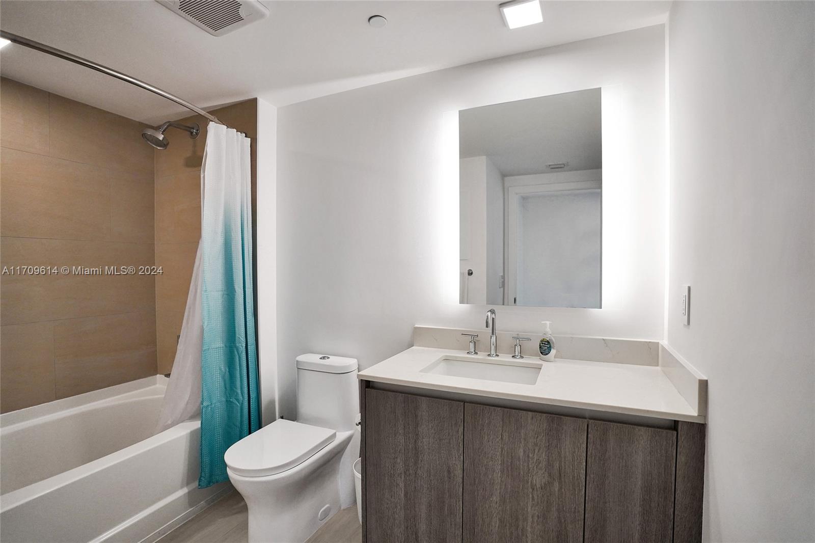 111 FIRST DELRAY CONDO - Residential Lease