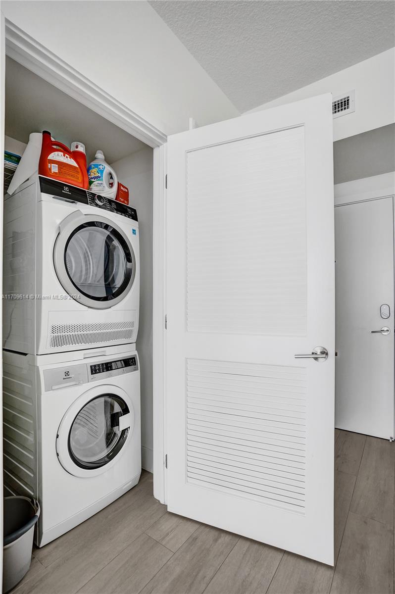 111 FIRST DELRAY CONDO - Residential Lease