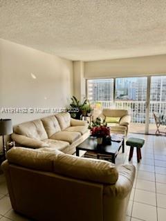 HEMISPHERES CONDO - Residential Lease
