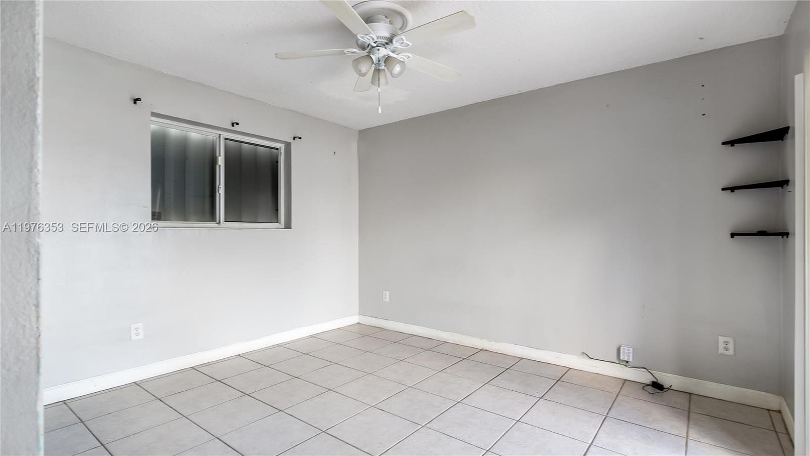 DRIFTWOOD ESTATES NO 12 - Residential