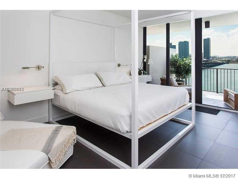 ONE THOUSAND VENETIAN WAY - Residential Lease