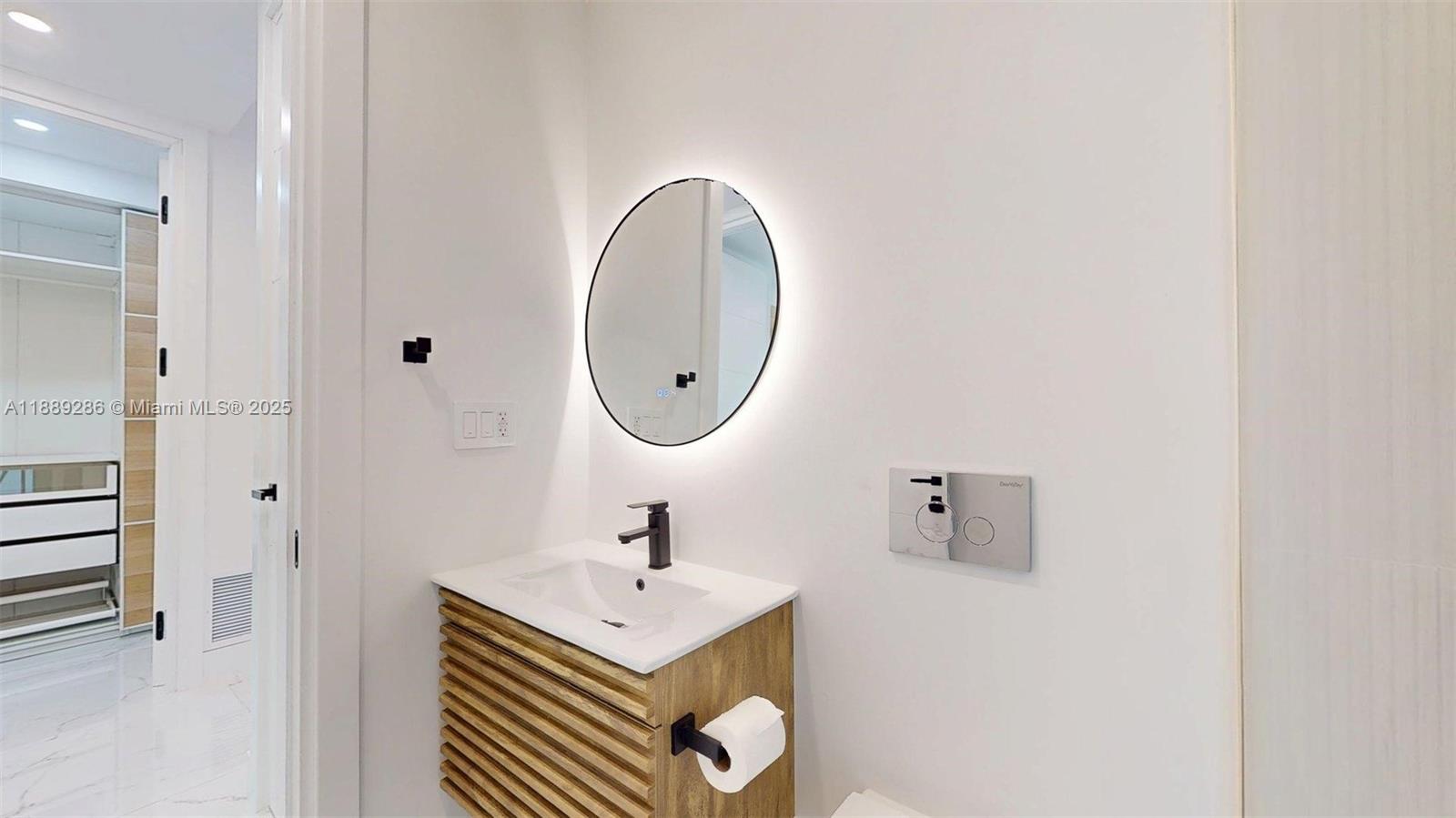 KENT ESTATES - Residential