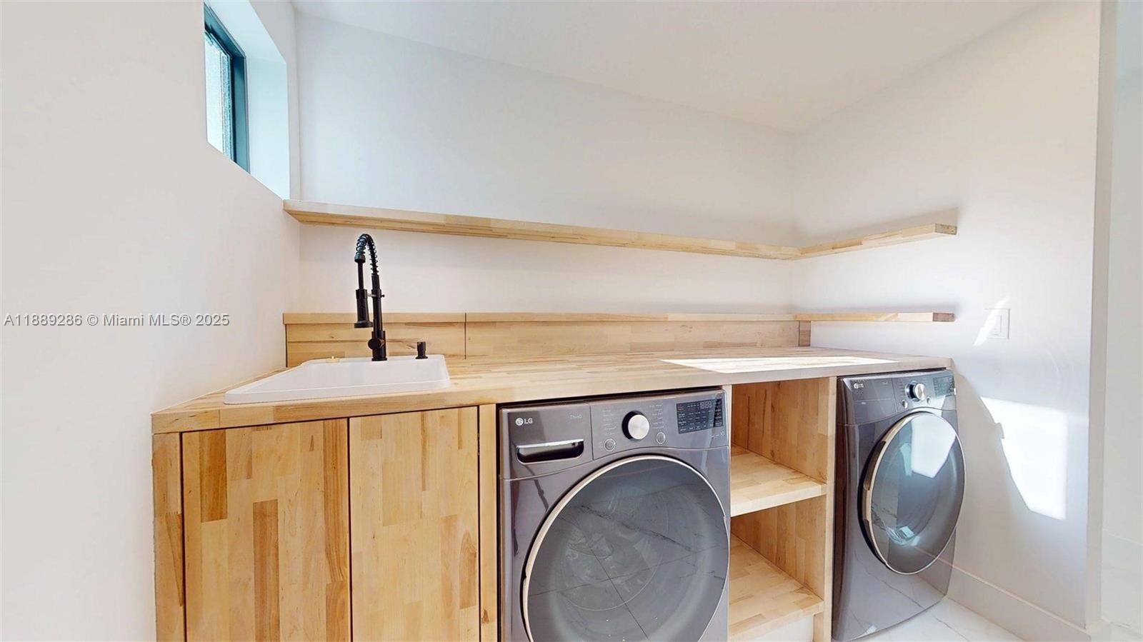 KENT ESTATES - Residential