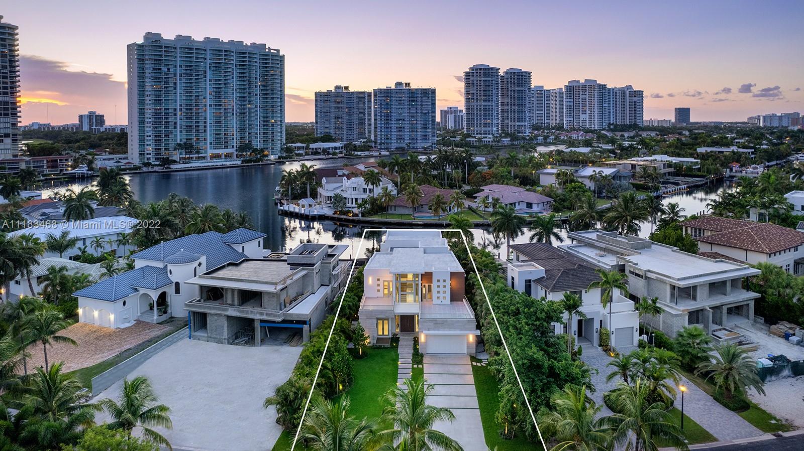 GOLDEN BEACH SEC E - Residential