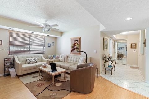 Condominium in Tamarac FL 7547 Granville Dr Dr 9.jpg