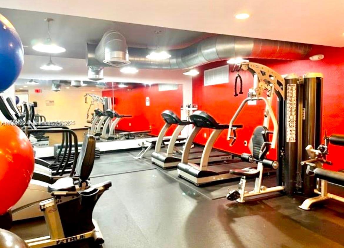 OCEAN VIEW TOWERS CONDO - Residential Lease