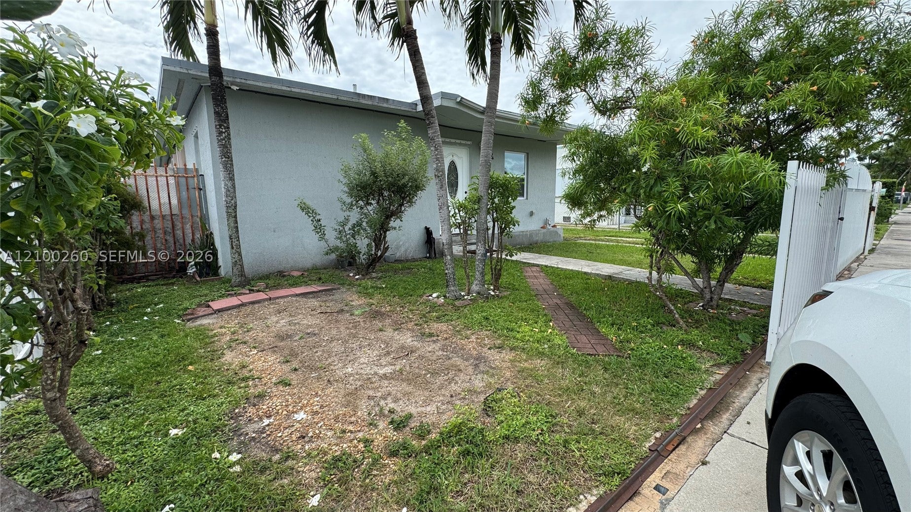 3414 SW 25