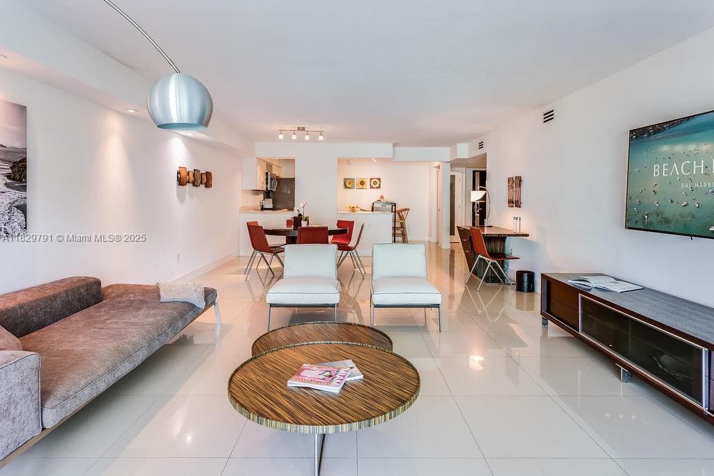 290 Bal Bay Dr 110