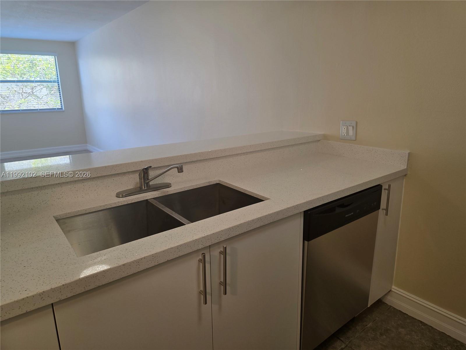 LAS VISTAS AT DORAL CONDO - Residential