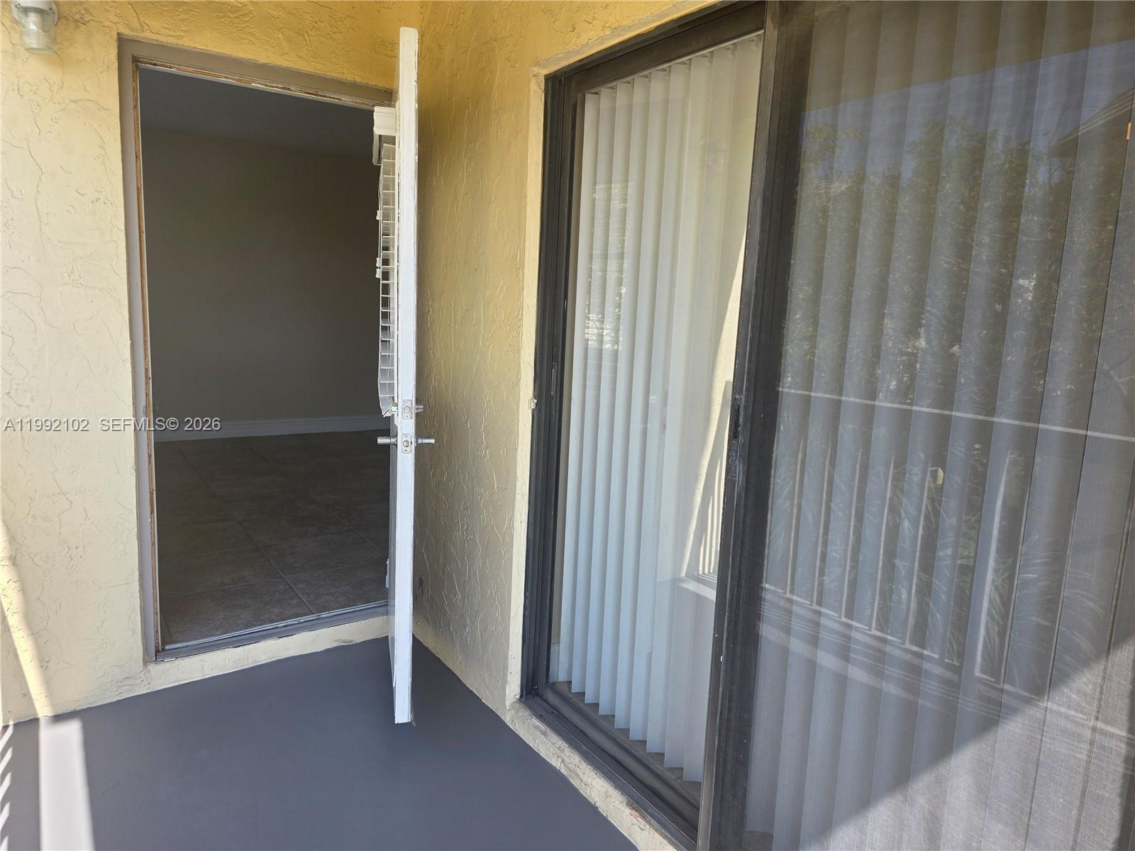 LAS VISTAS AT DORAL CONDO - Residential