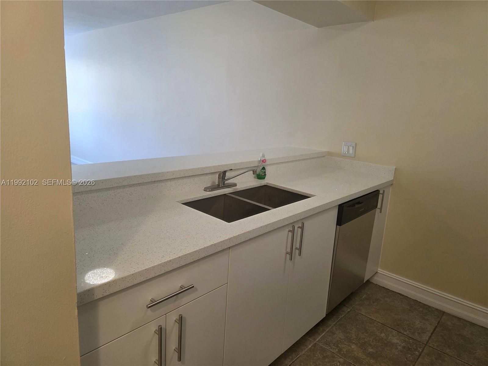 LAS VISTAS AT DORAL CONDO - Residential