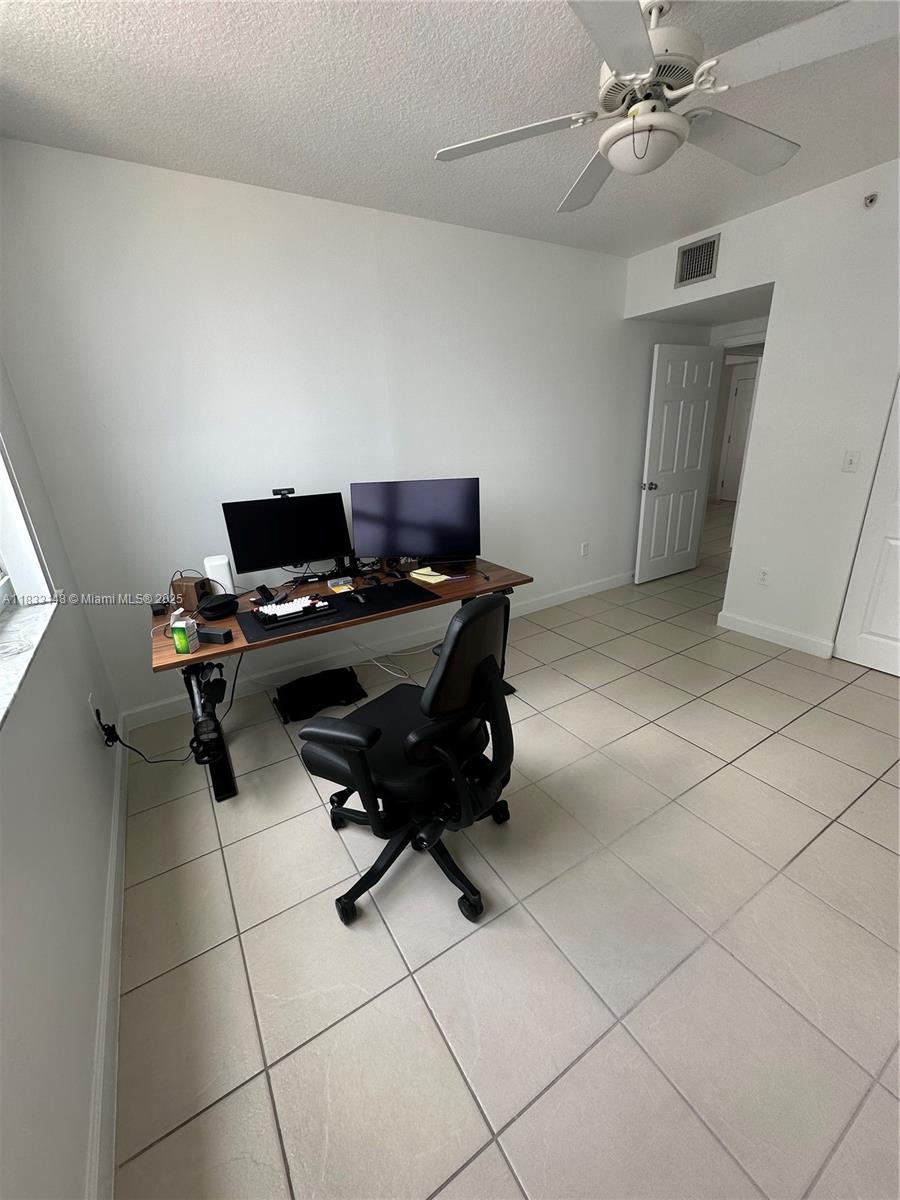 CITE CONDO - Residential