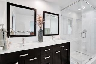 ORANGE TREE HOMES - Residential