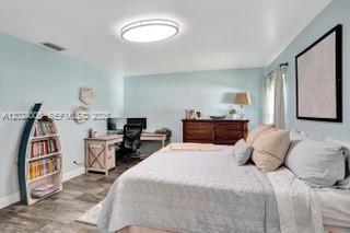 ORANGE TREE HOMES - Residential