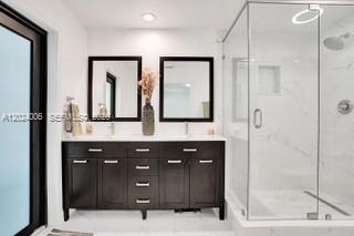 ORANGE TREE HOMES - Residential