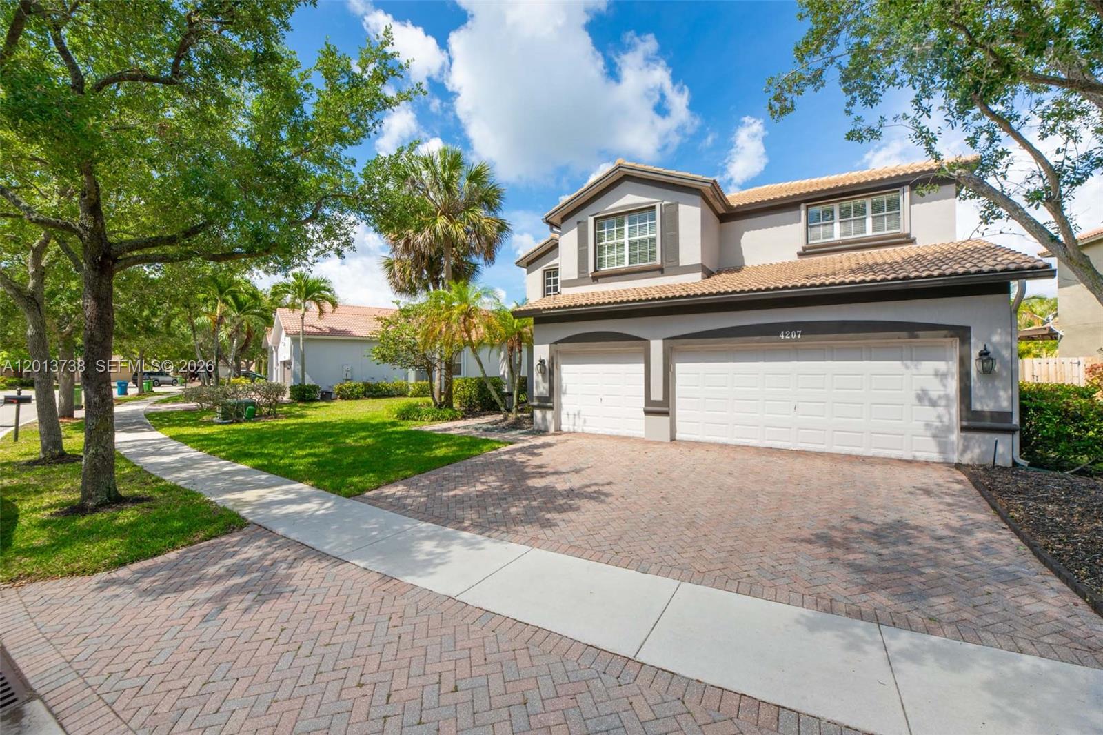 ISLES AT WESTON - Residential