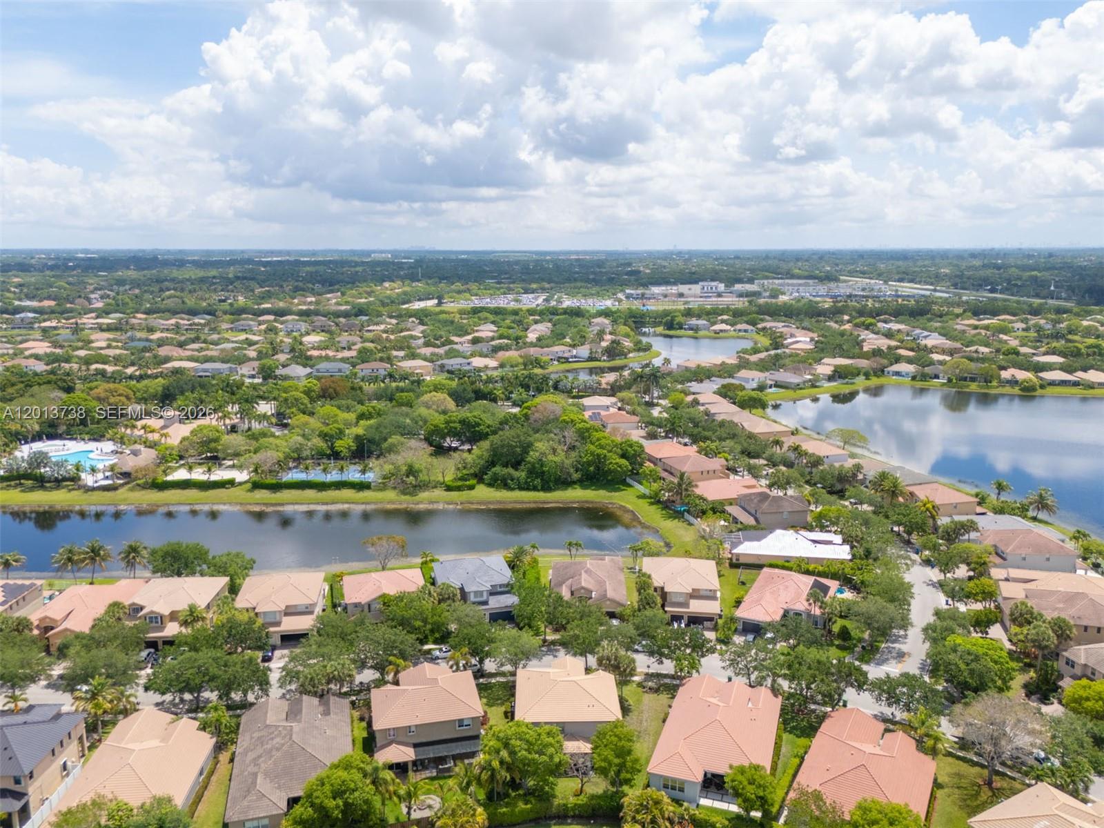 ISLES AT WESTON - Residential