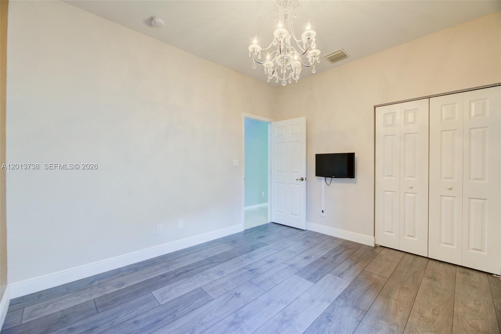 ISLES AT WESTON - Residential