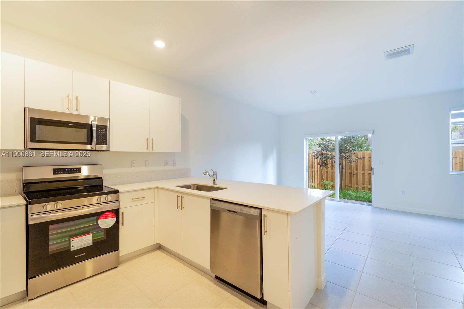 CALCUTTA FIRST ADDITION - Residential