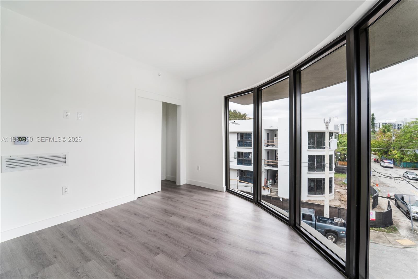 HIGHLAND PARK - Residential Lease