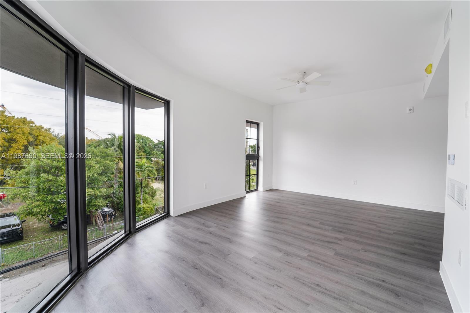 HIGHLAND PARK - Residential Lease