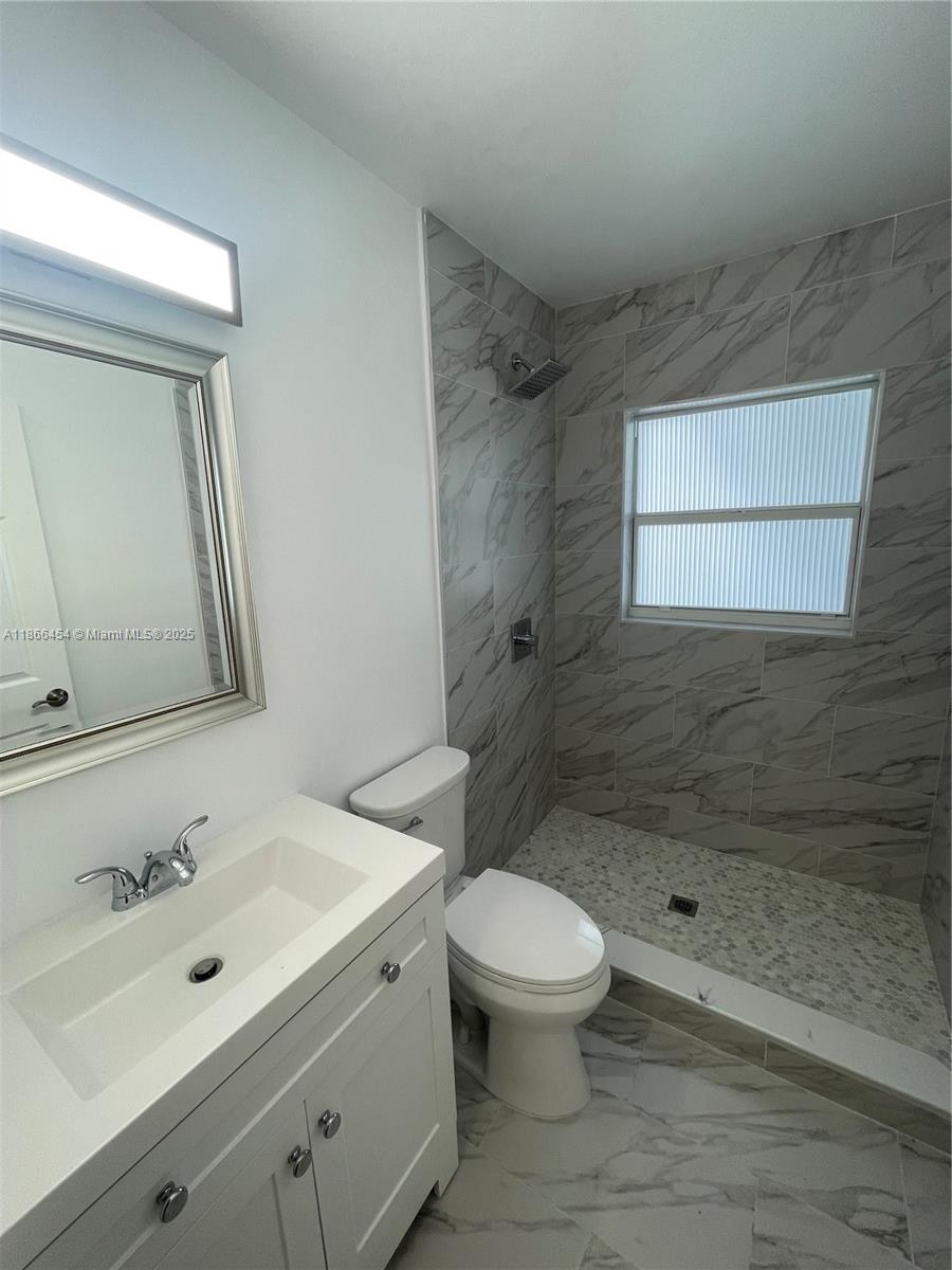 PINE WOOD PK - Residential