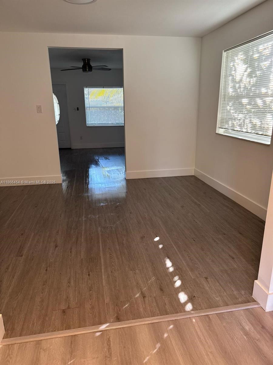 PINE WOOD PK - Residential