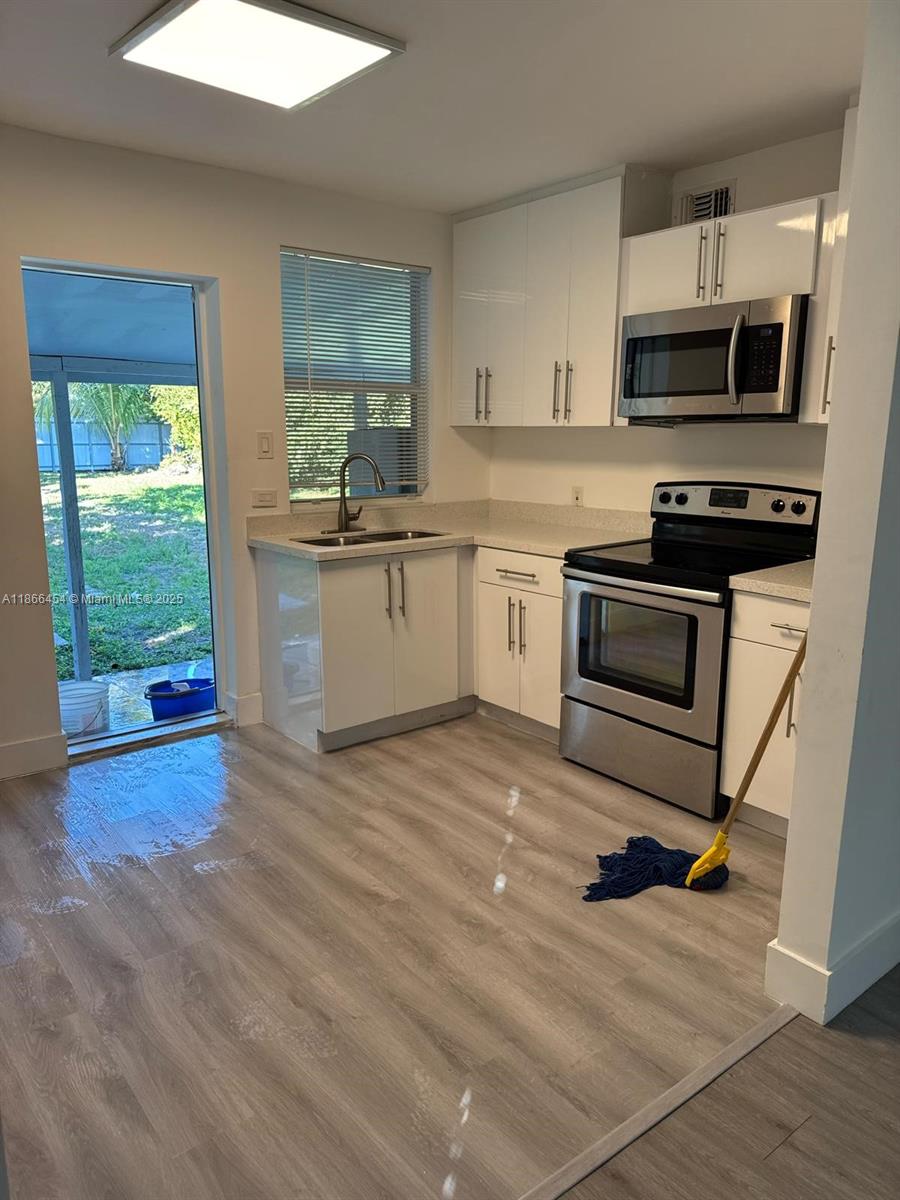 PINE WOOD PK - Residential