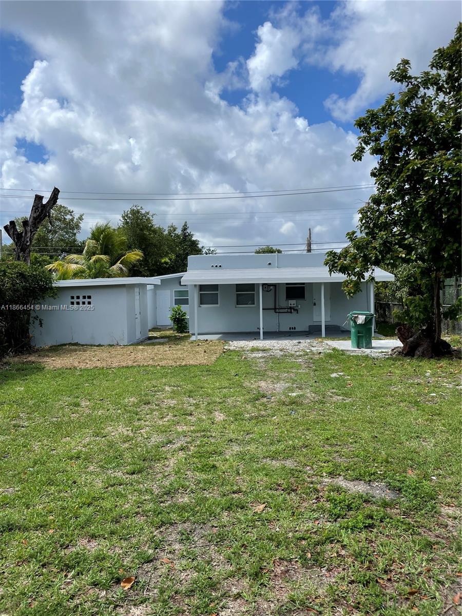 PINE WOOD PK - Residential