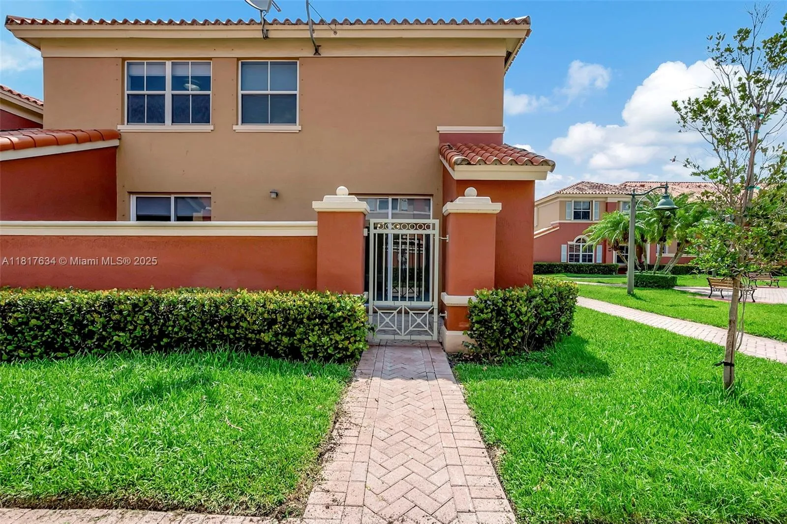 Doral, Florida 33178, United States, 3 Bedrooms Bedrooms, ,3 BathroomsBathrooms,Residential,Active,146258