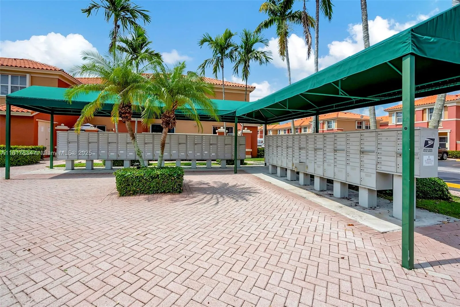 Doral, Florida 33178, United States, 3 Bedrooms Bedrooms, ,3 BathroomsBathrooms,Residential,Active,146258