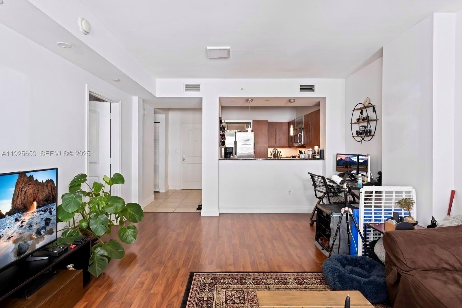 7350 SW 89th St 607S