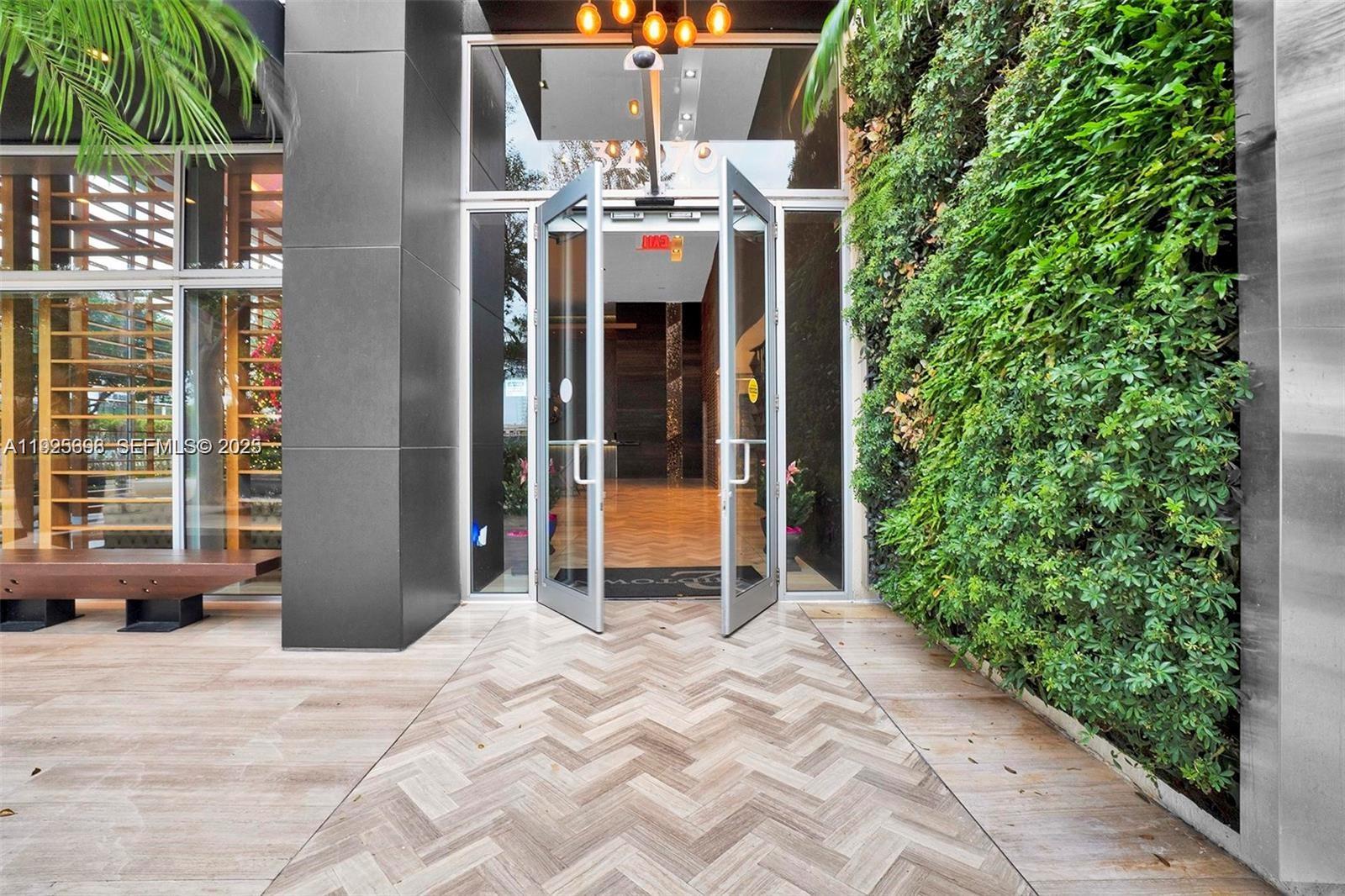 3470 E Coast Ave H0904