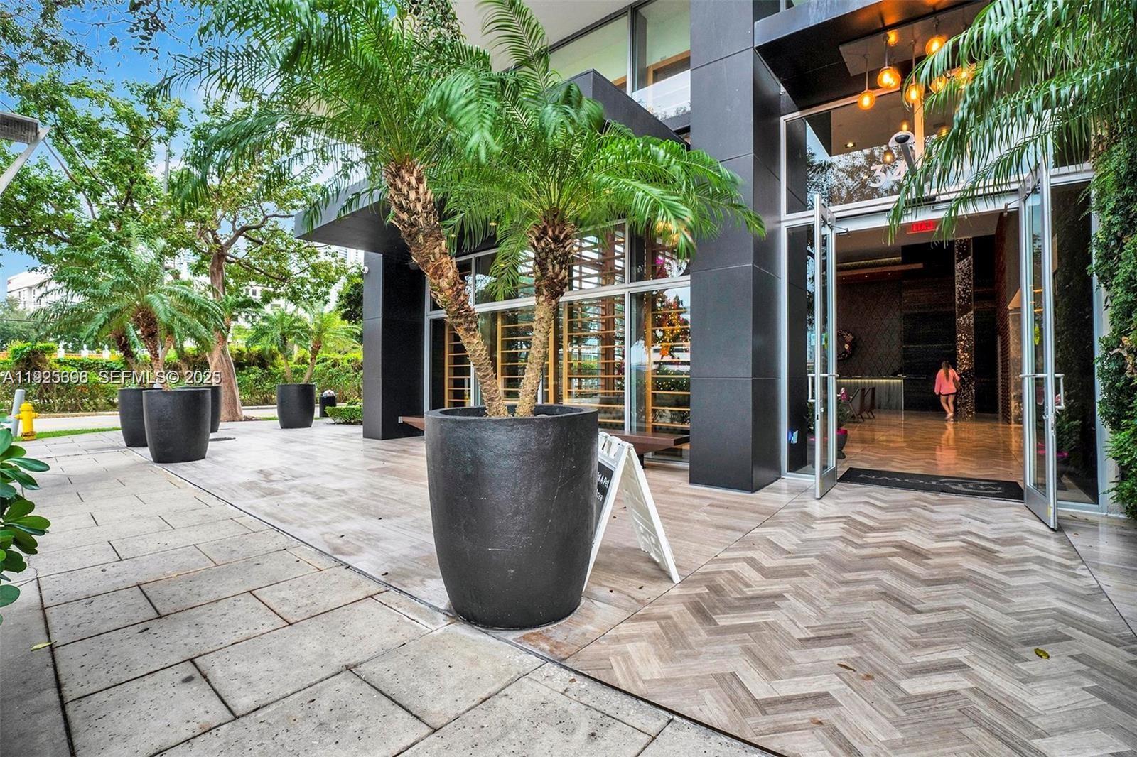 3470 E Coast Ave H0904