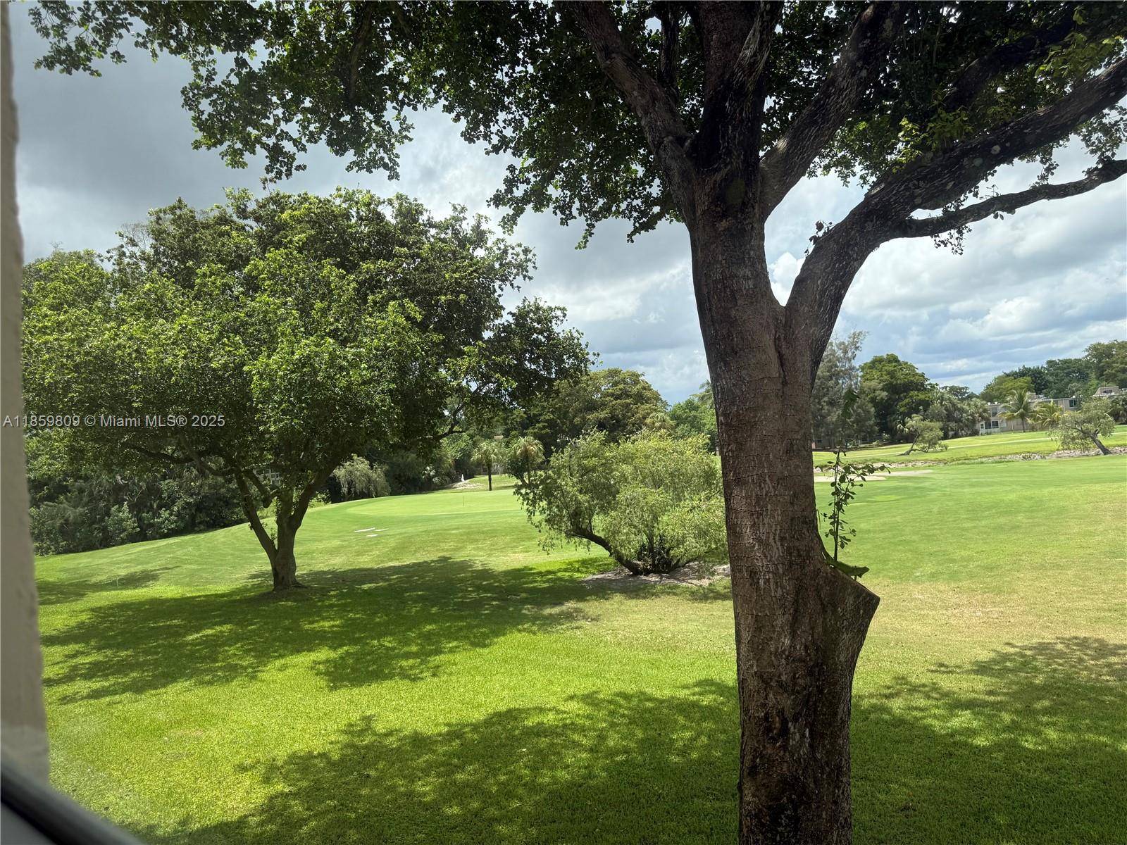 ORIOLE GOLF & TENNIS CLUB - Residential