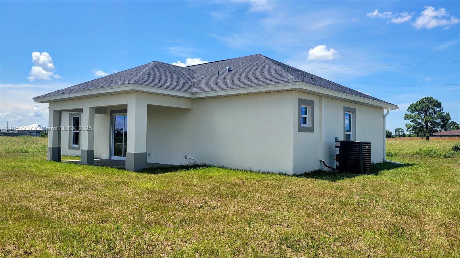 Port LaBelle - Residential